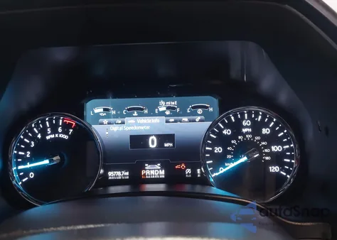 2021 Ford Expedition Limited Max z USA, uszkodzony, nr VIN 1FMJK2AT2MEA26591